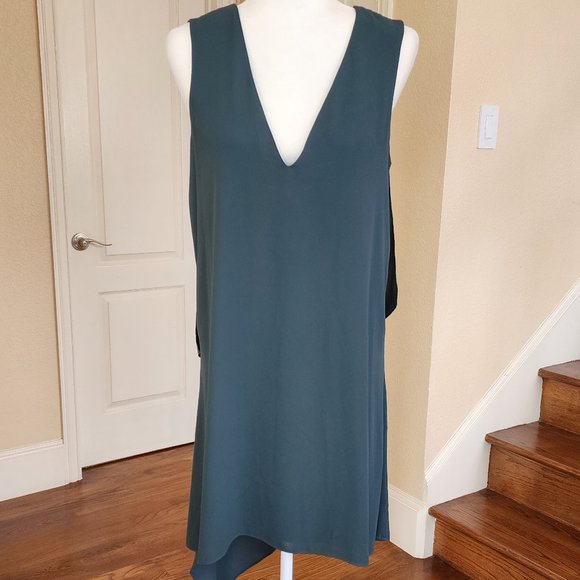 BCBG MAXAZRIA Shana Dress Satin Shift Asymmetrical Green Sleeveless Hi-Low Sz S - Picture 1 of 10